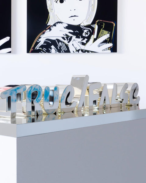 "TRUEFALSE" Solo Exhibition